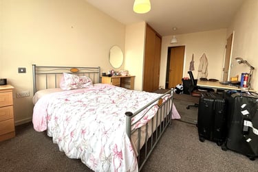 2 bed flat, Lvl 10 55 Degrees North, City Centre, Newcastle, NE16BJ - Image 5